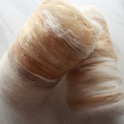 AU NATUREL Art Batt for Spinning and Felting - Purple Lamb