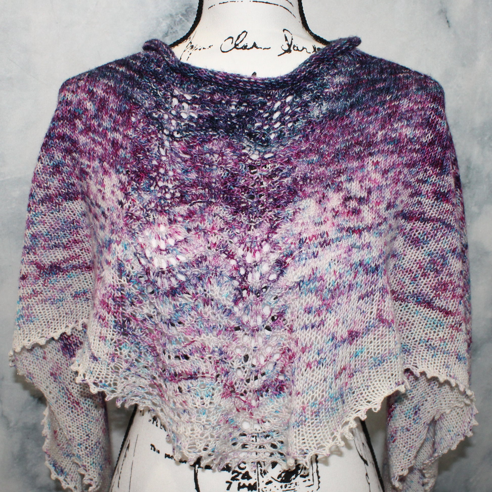 ANGEL WINGS PONCHETTE KNITTING PATTERN - Purple Lamb