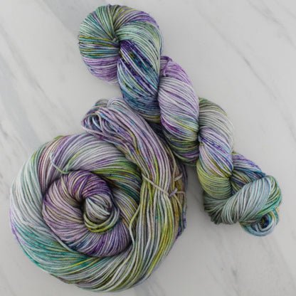 THE WEDDING OR ARAGORN AND ARWEN on Squoosh DK- Hand-Dyed Yarn - Purple Lamb