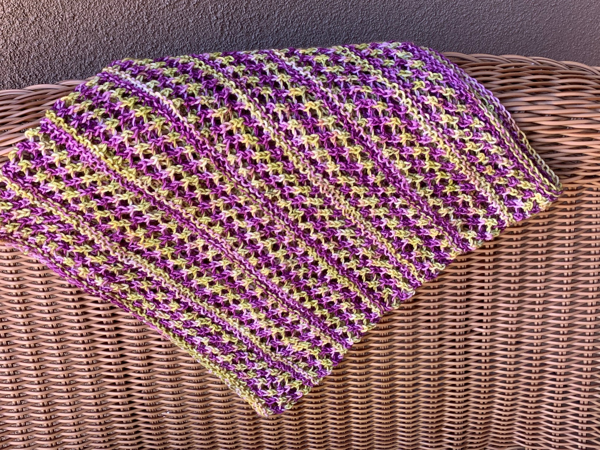 DIAMOND TWIST COWL - Knitting Pattern - Purple Lamb